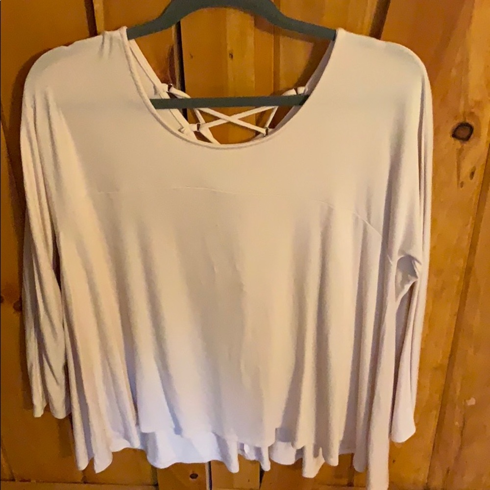Flowey Lace Back Boutique Top- M 🍁 5/$25